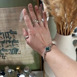 Vintage 925 Mexican Sterling Silver Bangle with Malachite & Onyx